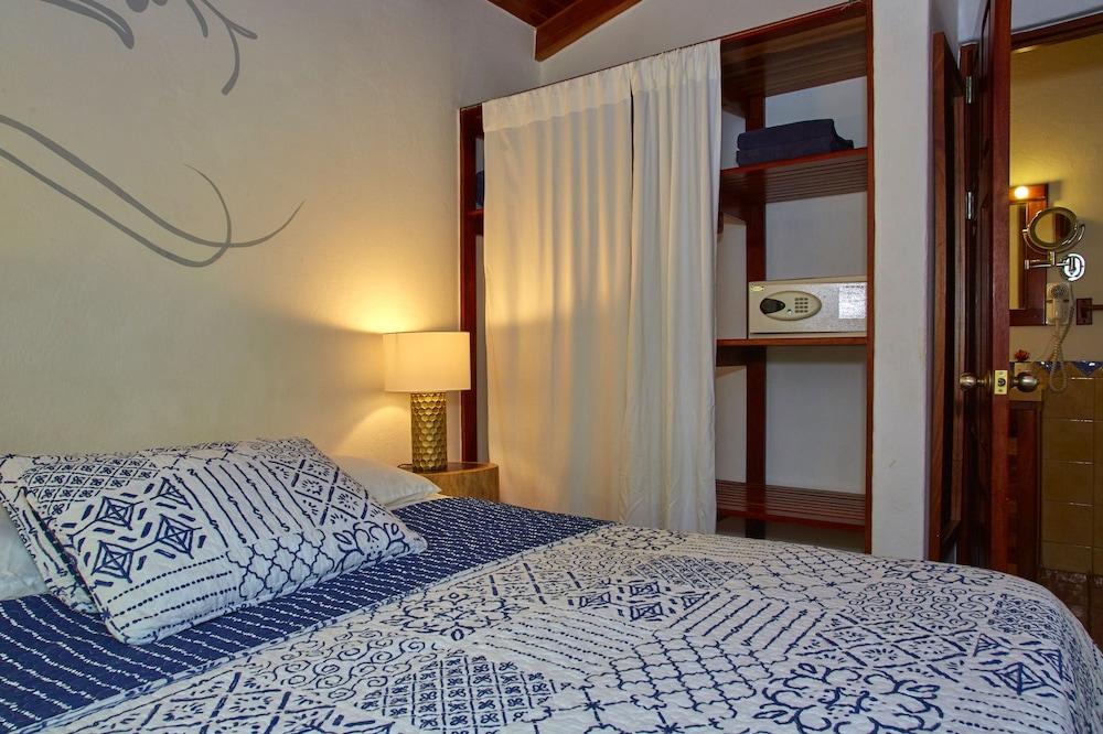Living Hotel نوسارا المظهر الخارجي الصورة